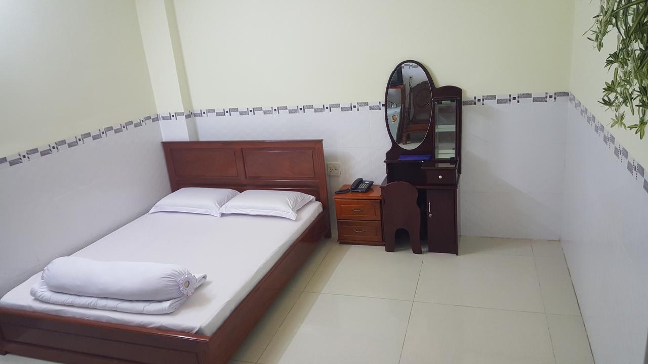 Huynh Nhu Hotel Ca Mau Экстерьер фото